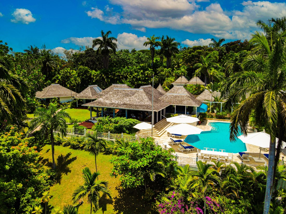 Windrush In Sandy Bay, Hanover Parish, Jamaica For Sale (12082040)