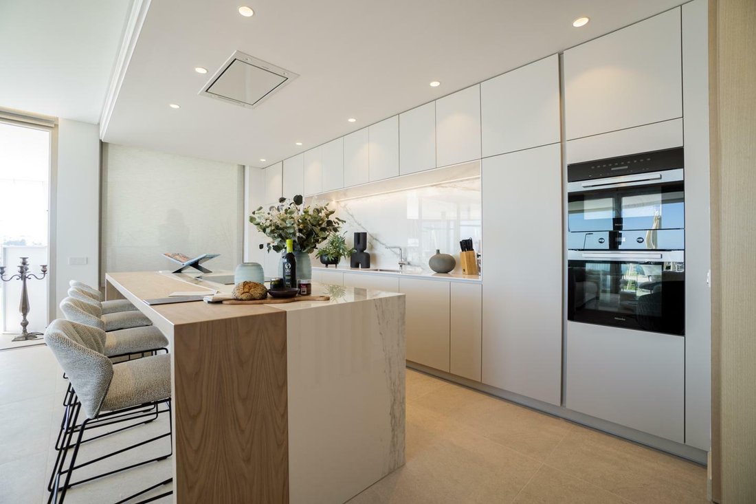 Apartment in La Quinta, Benahavis, Andalusia 5 - 12082874