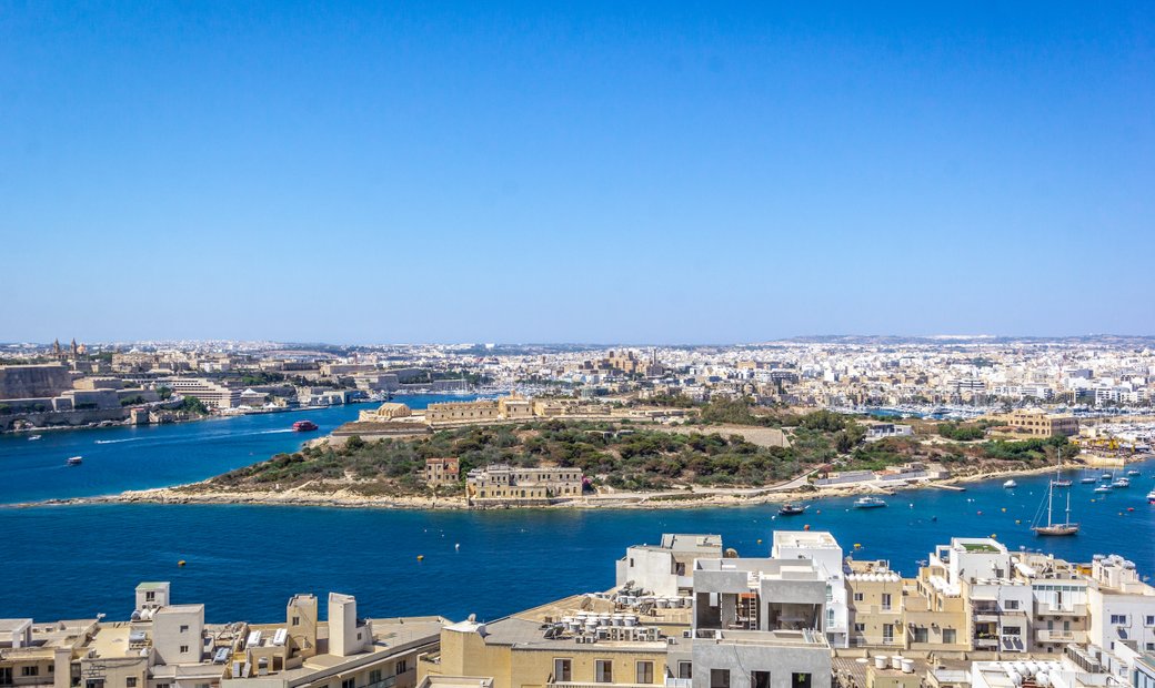 Fort Cambridge, Furnished Apartment In Sliema, Malta For Sale (12047524)