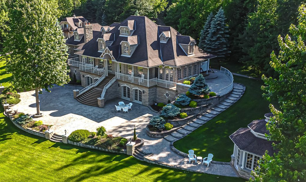 Stonehaven Estate Deep River In Deep River, Ontario, Canada For Sale