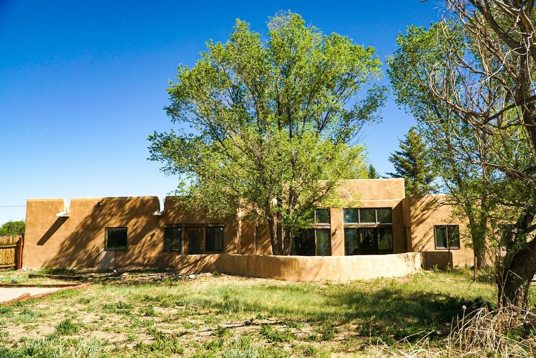 House in Taos, New Mexico, United States 1 - 12065501