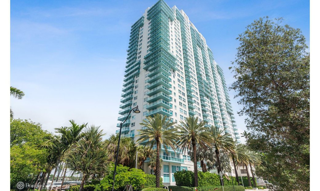 Condo Miami Beach In Miami Beach, Florida, United States For Sale