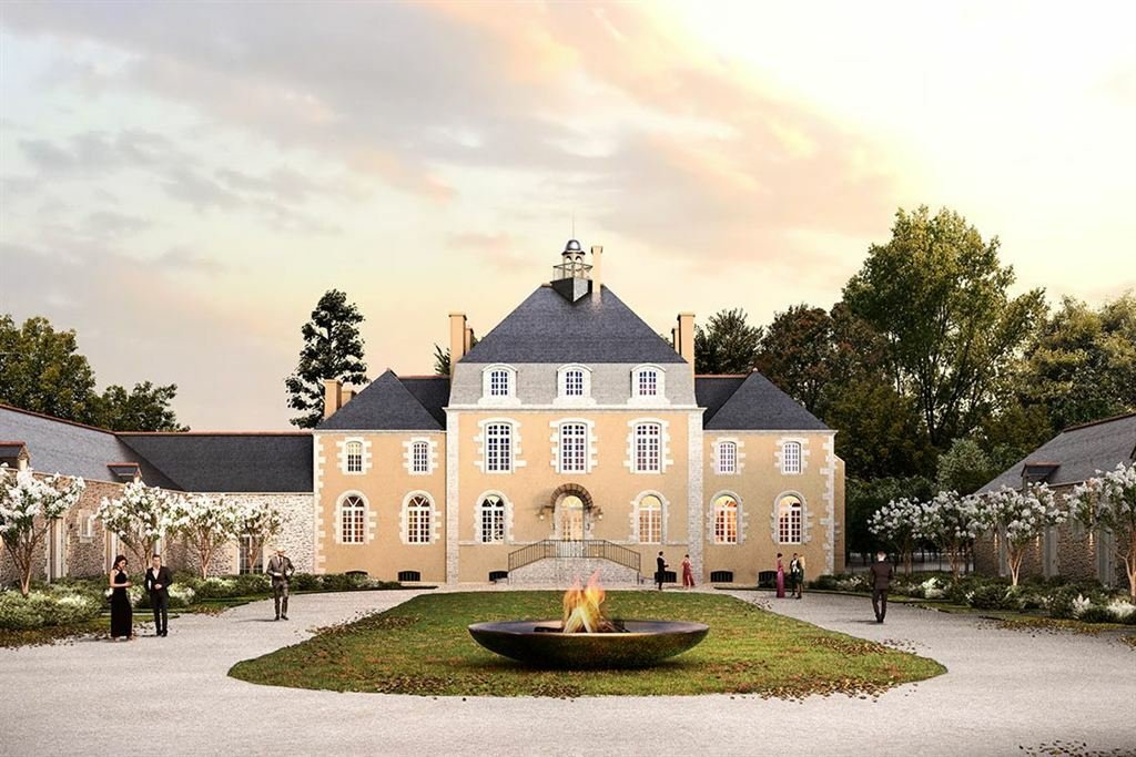 Invest In An Exceptional Estate Located In The Gulf In Vannes, Brittany, France For Sale (12085318)