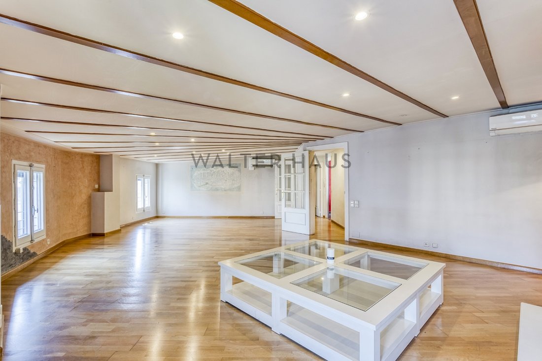 Beautiful view of Green Penthouse Apartments In Barcelona Eixample Esquerra