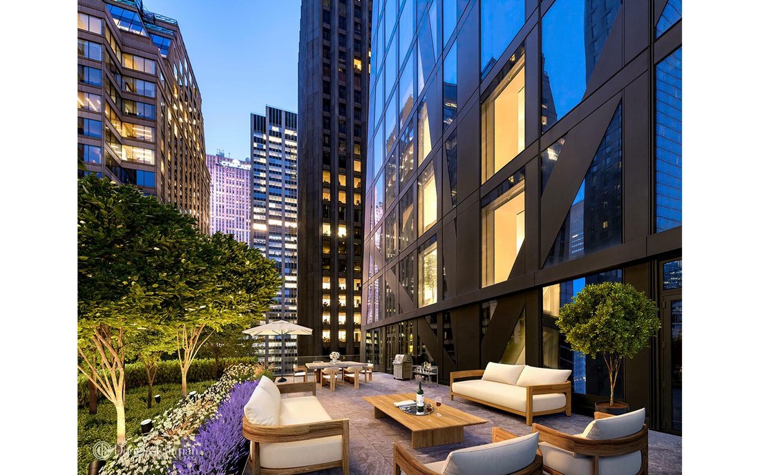 Condo New York In New York, New York, United States For Sale (11591991)