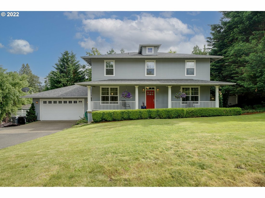 Single Family For Sale In West Linn In West Linn, Oregon, United States