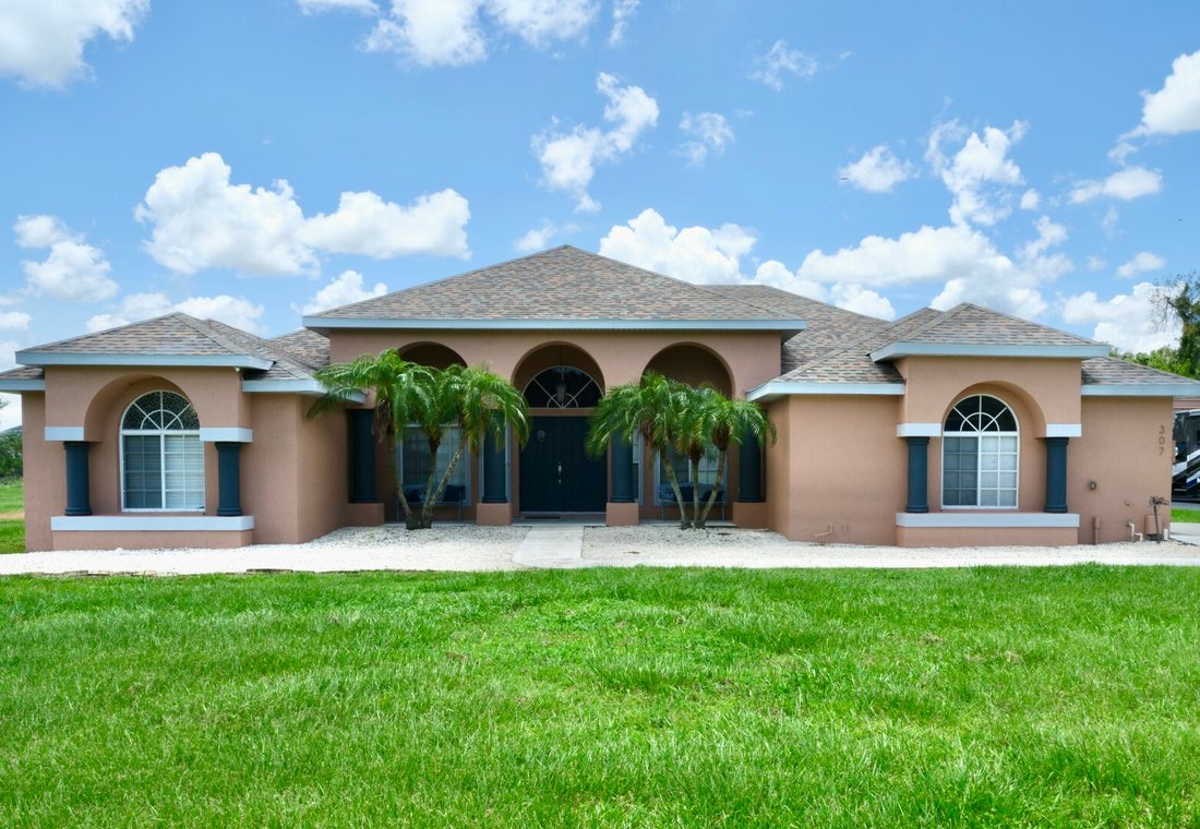 Freistehendes Einfamilienhaus Mit 4 In Ruskin, Florida, Vereinigte