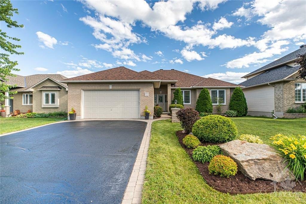 55 Cinnabar Way, Stittsville, On K2 S En Merrickville Wolford, Ontario