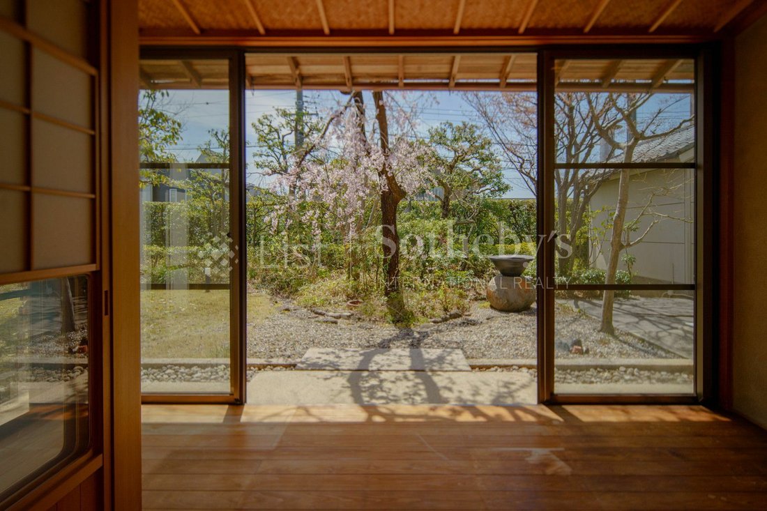 Nagoya Nogakudo Residence In Nagoya, Aichi, Japan For Sale (12091858)