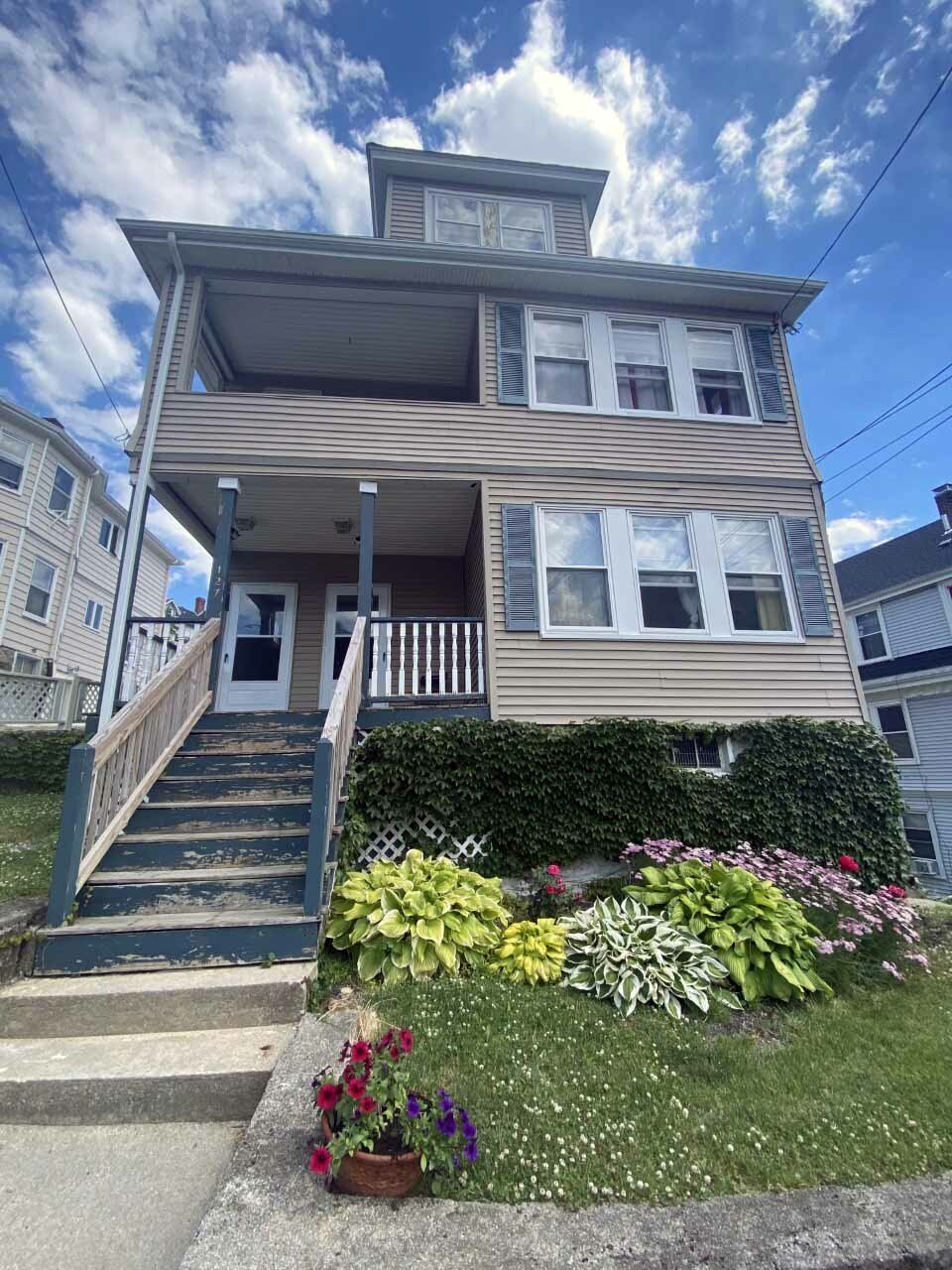 5 Bedrooms Multi Family (2 4 Units) In Lynn, Massachusetts, United