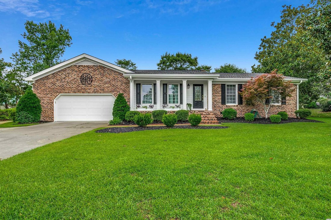 4 Bedrooms Single Family In North Myrtle Beach, South Carolina, United