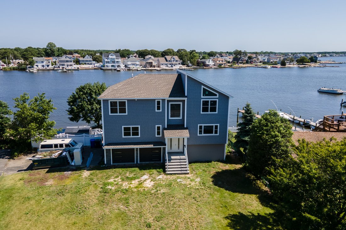 Newly Built Bayfront Home With In Toms River, New Jersey, United States For Sale (12024569)
