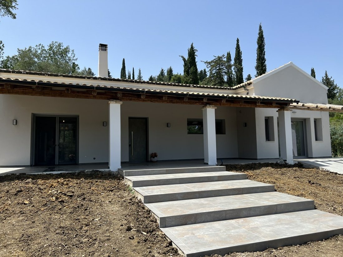 Villa in Corfu, Peloponnese, Western Greece and the Ionian, Greece 2 - 12096841