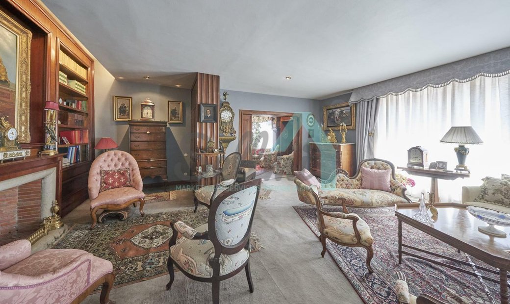 Oviedo Flat In Oviedo, Asturias, Spain For Sale (12096257)