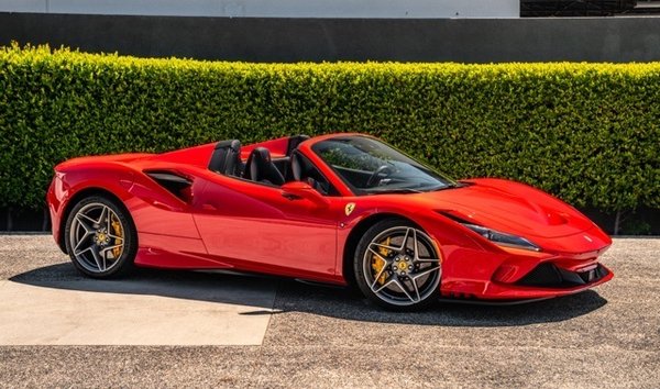 2021 Ferrari F8 (12077160)