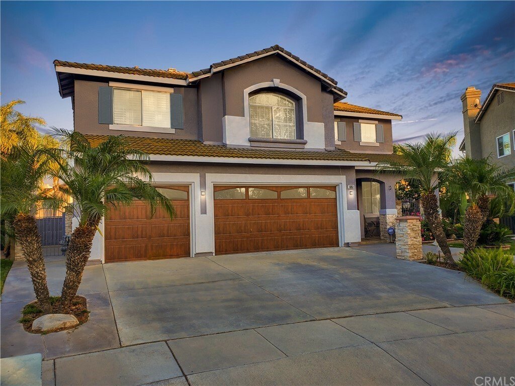 5 Bedrooms Single Family Detached En Chino, California, Estados Unidos