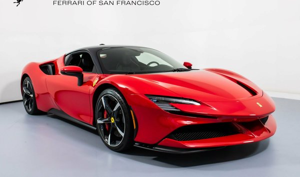 2022 Ferrari SF90 Stradale Coupe (12100333)