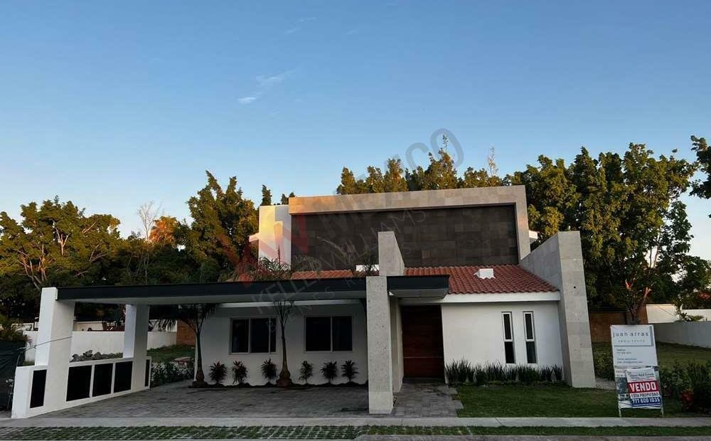 Lujo casas en venta en Guerrero, México | JamesEdition