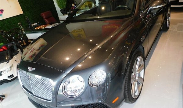 Bentley Continental (12073552)