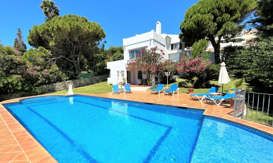 Villa Casares Playa Dans Bahía De Casares, Andalousie, Espagne à Vendre