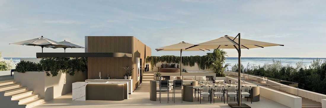 Villa in Elviria-Cabopino, Marbella, Spain 2 - 12108726
