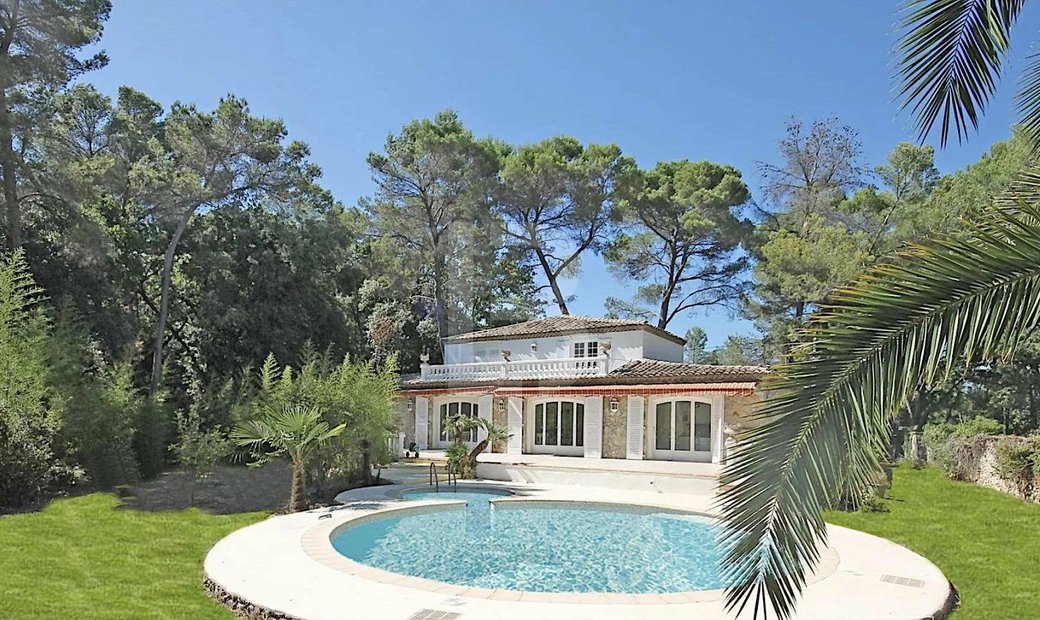 Charming Villa For In Roquefort Les Pins, Provence Alpes Côte D'azur ...