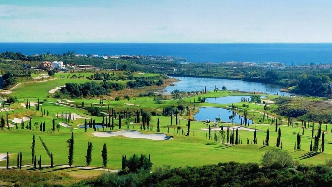 Land in Cancelada, Estepona, Andalusia 2 - 12112202