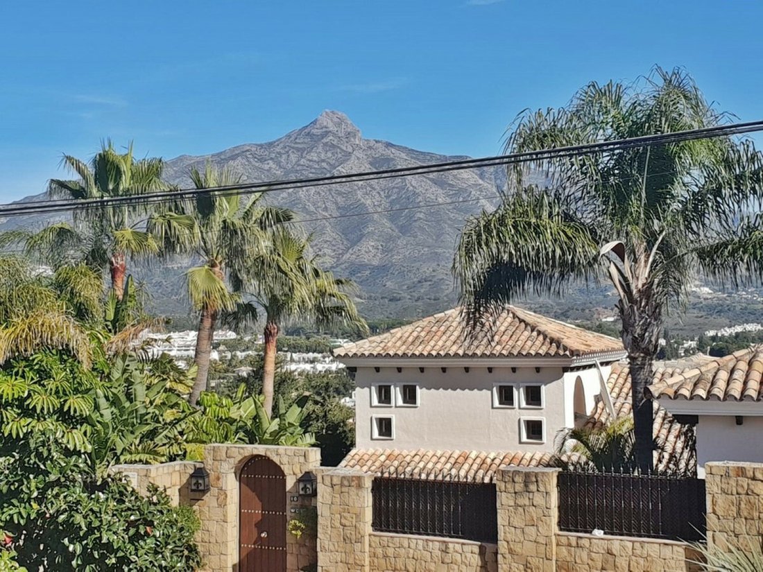 Villa in Puerto Banus, Marbella, Spain 3 - 12112199