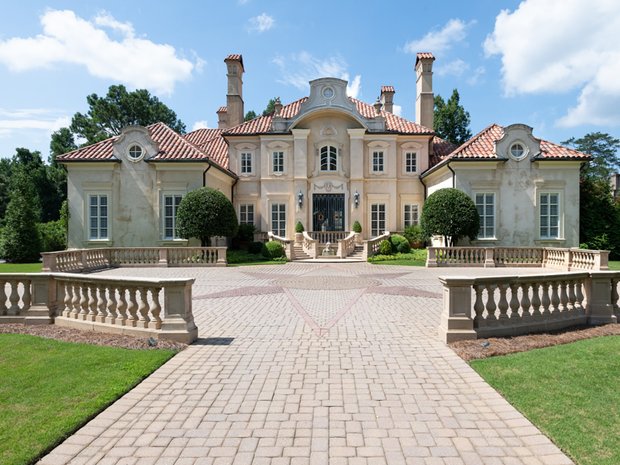 Luxury mansion homes for sale in Atlanta, Georgia | JamesEdition