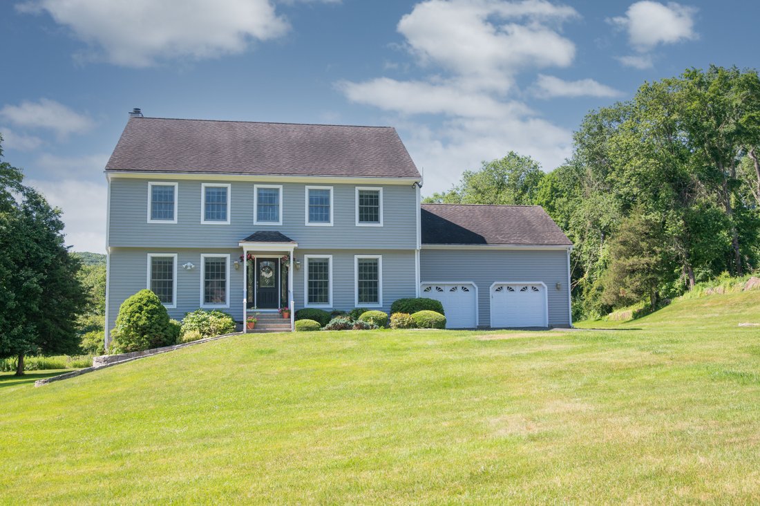 The Home You've Always Dreamed Of With In Newtown, Connecticut, United