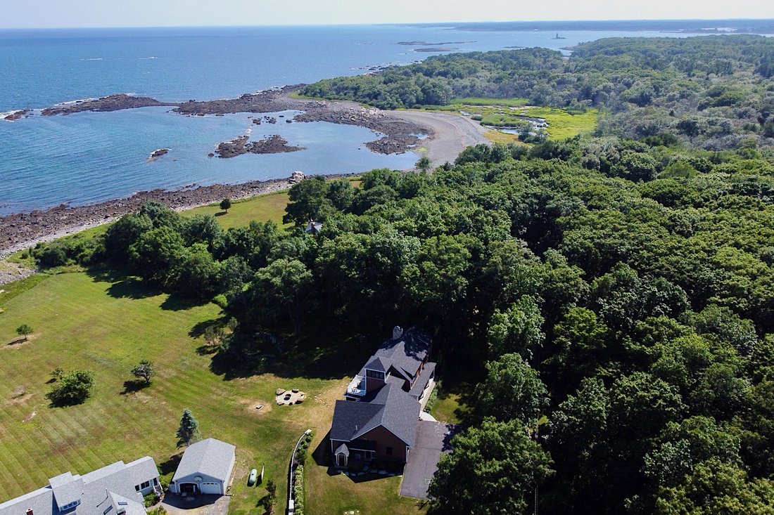 106 Goodwin Road In Kittery, Maine, United States For Sale (12114762)