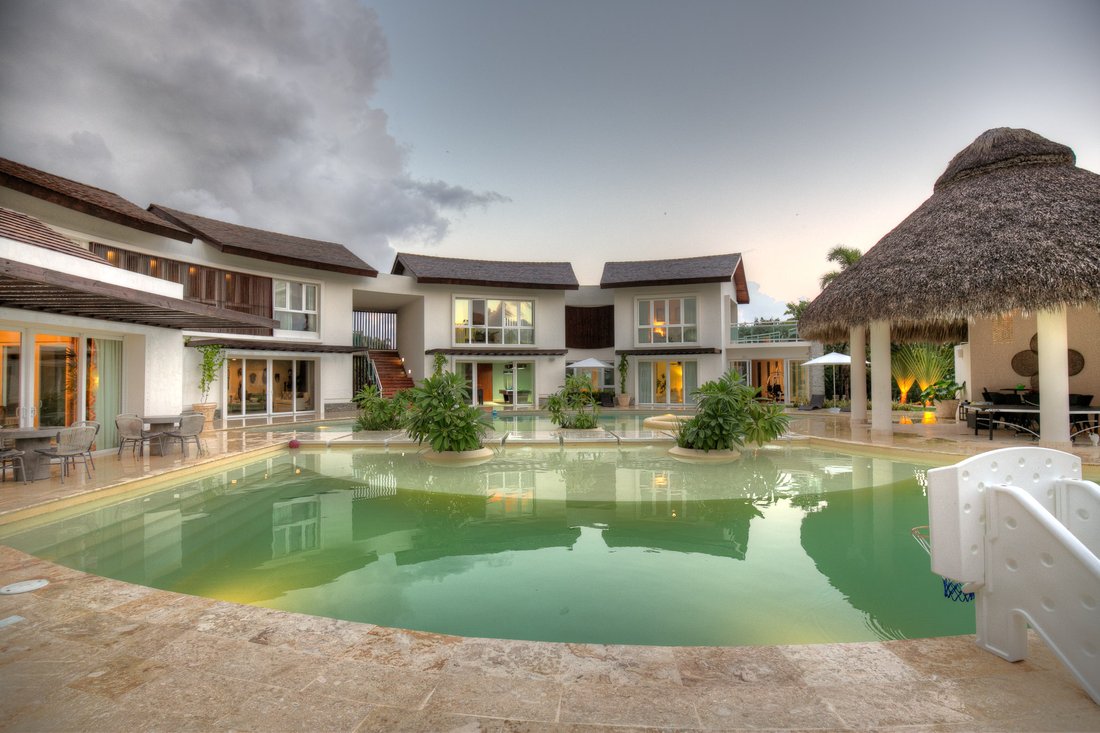 Villa in Punta Cana, La Altagracia Province, Dominican Republic 1 - 12114909