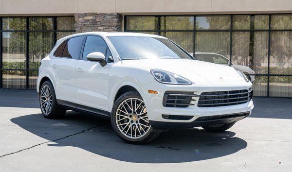 2022 Porsche Cayenne Platinum Edition (12080468)