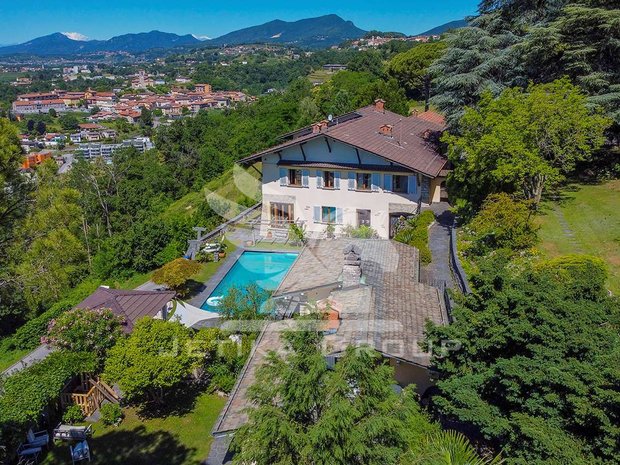 Villa in Morbio Inferiore, Ticino, Switzerland 1