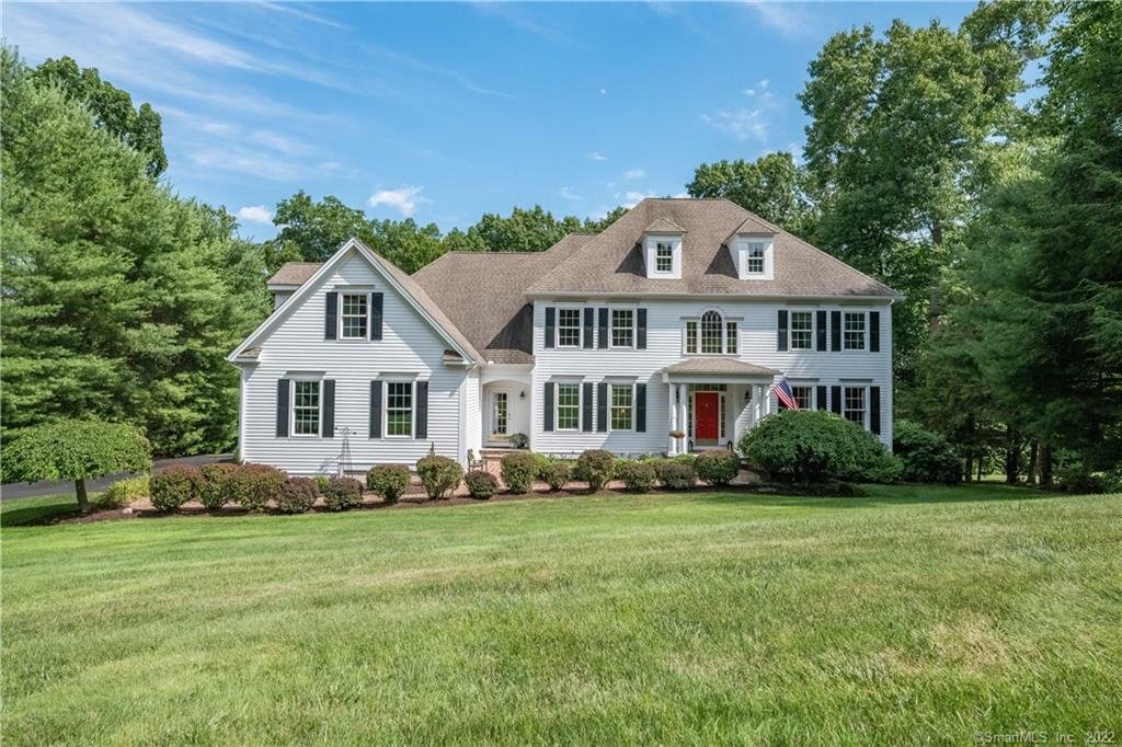 65 Wildwood Drive, Avon, Ct 06001 In Avon, Connecticut, United States