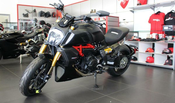 Ducati Diavel 1260 S (11958166)