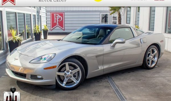 Chevrolet Corvette (12082690)