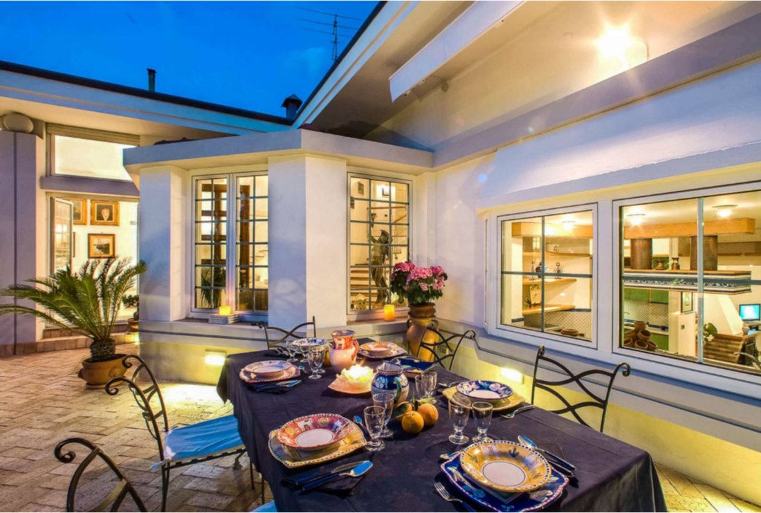 Villa in Sorrent, Kampanien, Italien 1 - 12118087