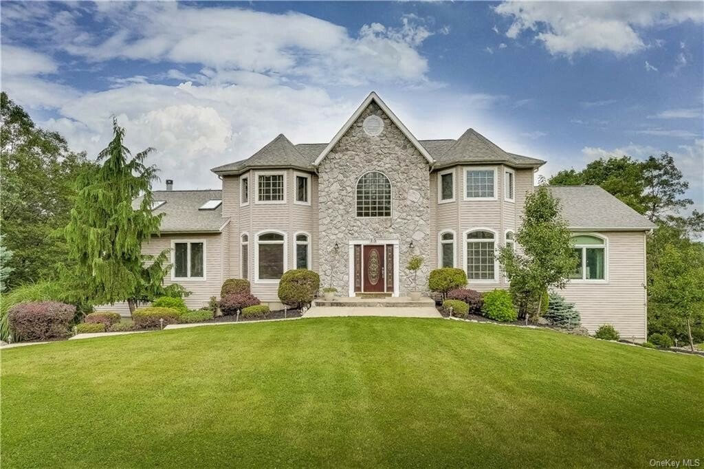 Single Family Detached Pomona In Pomona, New York, United States For