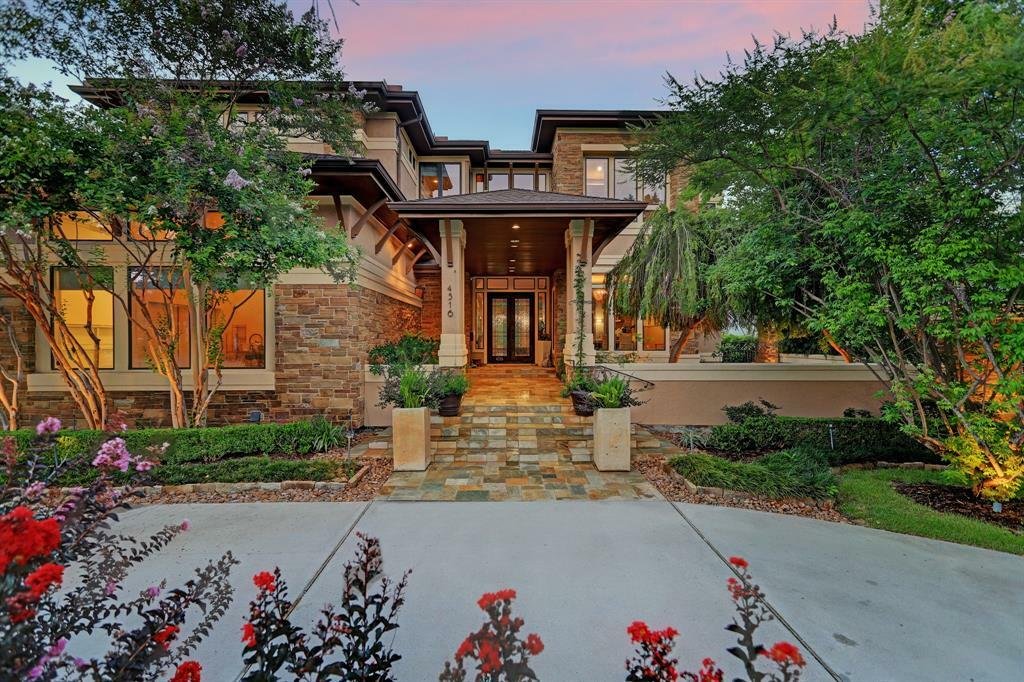 6 Bedrooms Single Family Detached In Bellaire, Texas, United States For