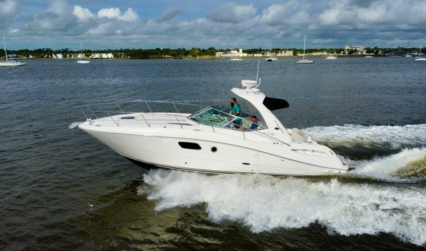 Sea Ray 350 Sundancer (12120711)