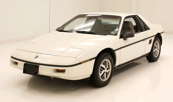 1987 Pontiac Fiero (12120954)