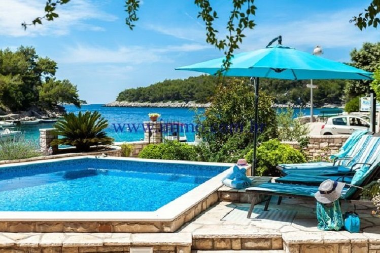 Villa in Gradski kotar Stari grad, Korcula, Dubrovnik-Neretva County 1 - 12121475