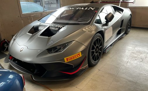 2017 Lamborghini Huracan  in Osaka, Japan 1