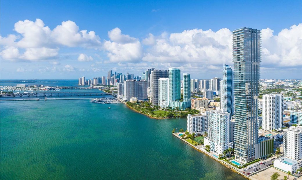 Condo Miami In Miami, Florida, United States For Sale (12124214)