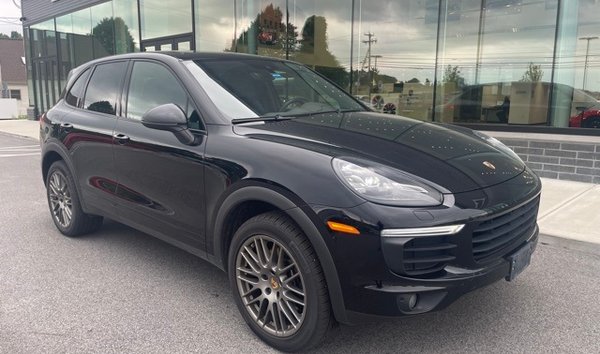 2018 Porsche Cayenne Platinum Edition (12105069)