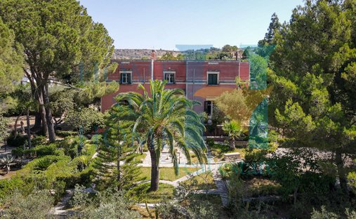 Villa in Center, Noto, Sicily 1