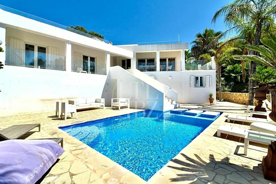 Villa in Jesus, Santa Eularia des Riu, Balearic Islands 1 - 12096584
