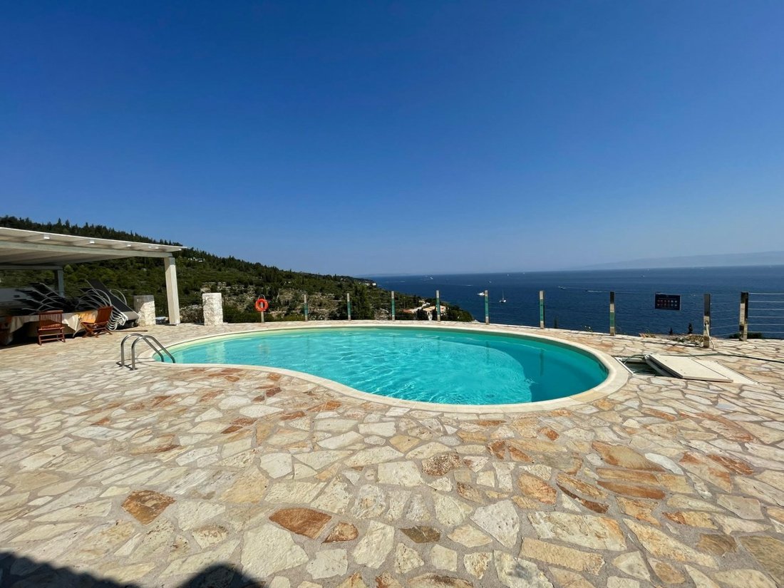 Villa in Paxi, Peloponnese, Western Greece and the Ionian, Greece 2 - 12128776