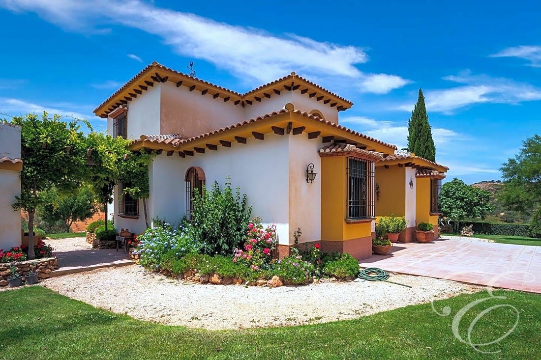 Villa in Archidona, Andalusia, Spain 3 - 12128287